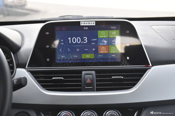 2018款宝骏310W 1.5L自动时尚型