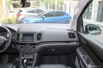 2018款夏朗2.0T自动尊享型7座380TSI