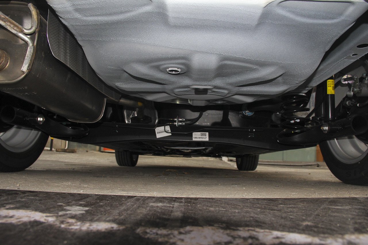 2016款锐3 1.6L手动尊享型天窗版