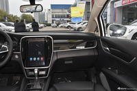 2017款比亚迪宋MAX 1.5T自动互联精英型