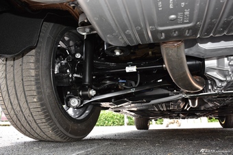 2018款宝马X1 2.0T自动xDrive20Li尊享型