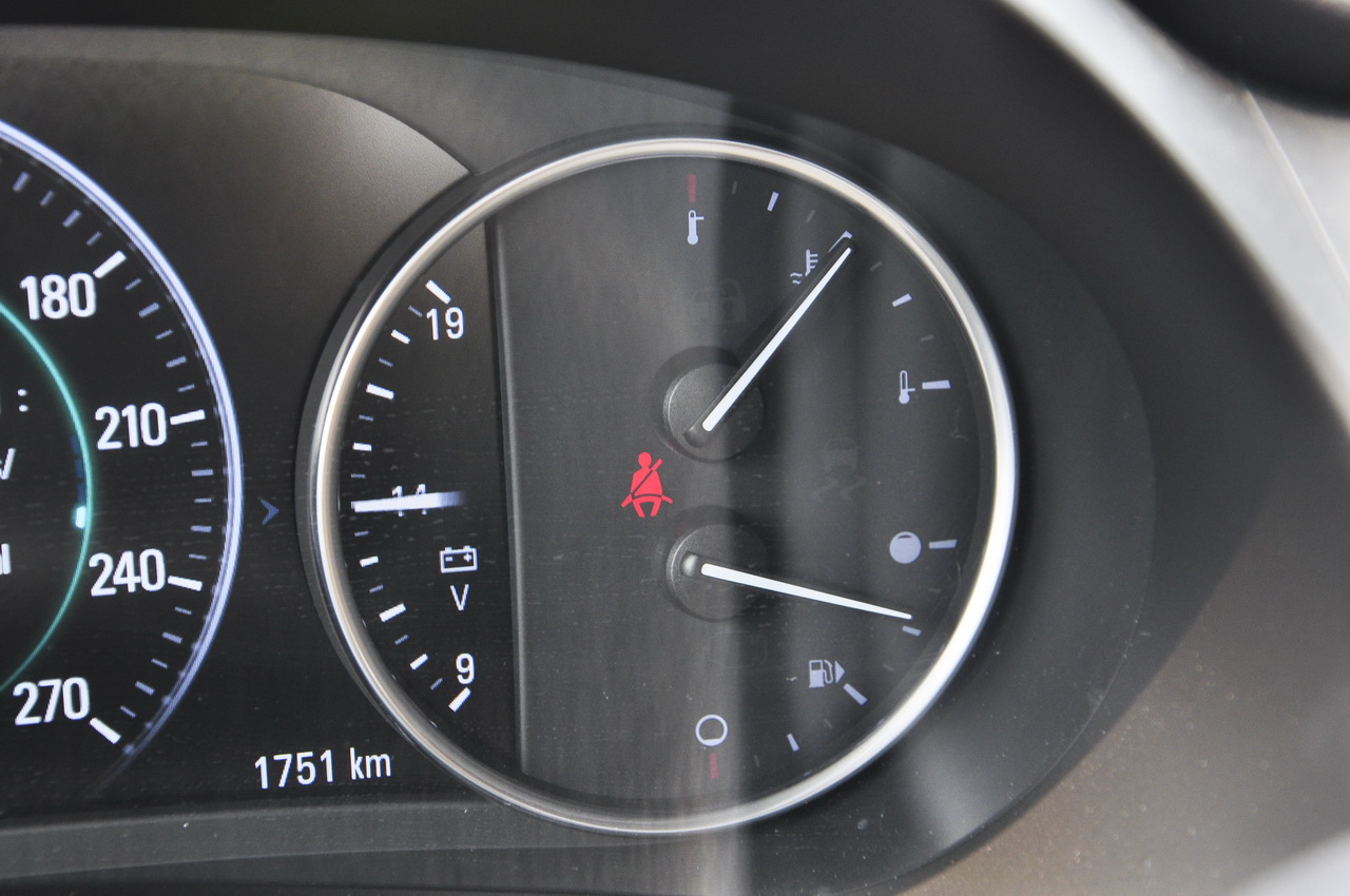 2016款君越2.0T自动豪华型28T