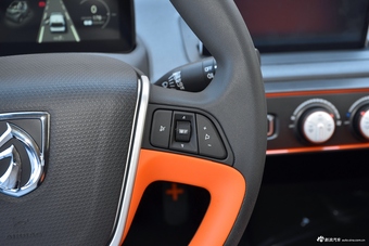   2017款宝骏E100智享版