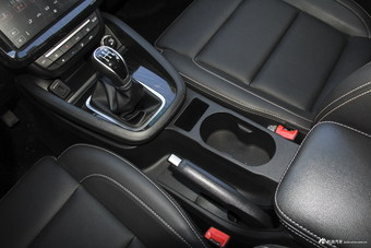 2018款斯威X7 1.5T手动豪华型7座