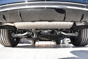 2018款奥迪Q5L 2.0T自动45 TFSI尊享运动型