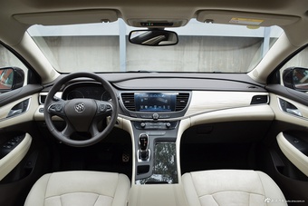 2016款君越1.8L自动30H精英型图片