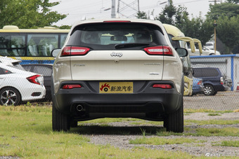 2016款自由光2.0L自动优越版