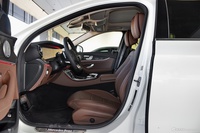 2017款奔驰E级2.0T自动 200 L 运动型 4MATIC