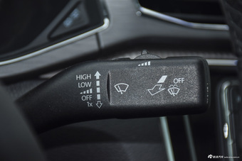 2016款帕萨特1.4T自动尊荣版280TSI