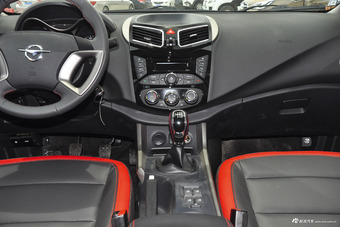 2017款海马S5强动力版1.5T手动豪华型