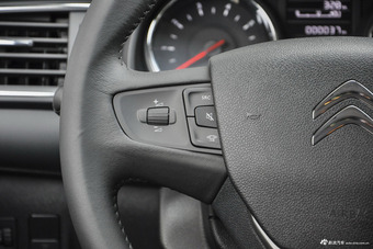 2017款雪铁龙C3-XR 230THP自动先锋型