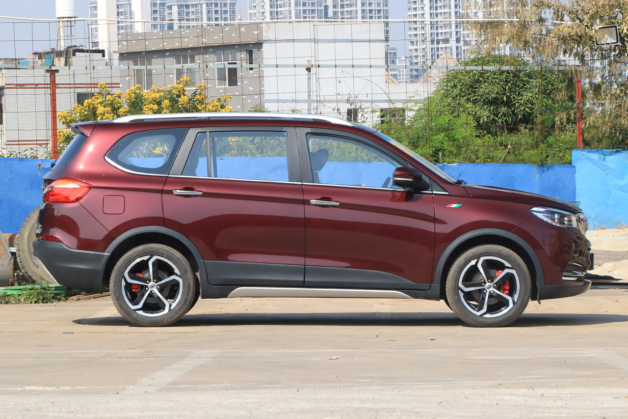 2017款斯威X7 1.5T自动智享型