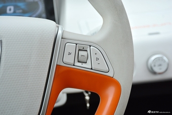 2017款宝骏E100智行版