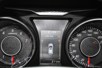 2015款猎豹CS10 2.0T手动风尚版 迪拜金