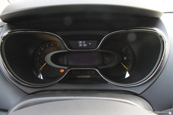 2015款雷诺卡缤1.2T自动豪华抢鲜版