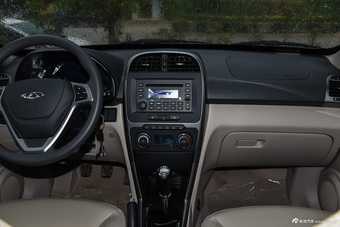 2016款瑞虎3 1.6L自动风尚版