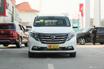 2018款传祺GM8自动320T旗舰版