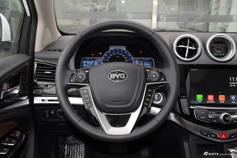 2017款比亚迪S7 2.0T自动尊贵型Plus