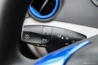 2016款江铃E200舒适型