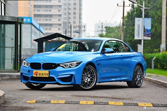 2017款宝马M4自动敞篷轿跑车图片