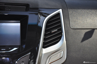 2015款黄海N1S 2.8T手动柴油四驱运动版