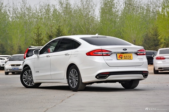 2017款蒙迪欧2.0L自动 HEV 智尊旗舰型