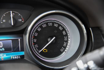 2016款威朗轿跑1.5L自动领先型15S