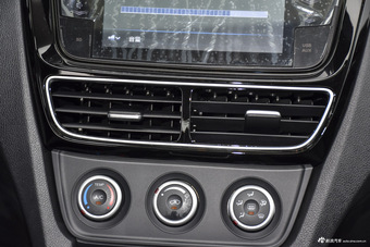 2016款骏派A70 1.6L自动技术型