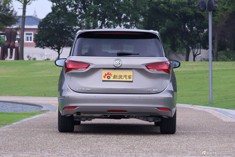 2018款别克GL6 1.3T自动18T尊贵型6座