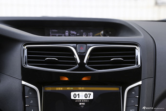 2017款福美来F7 1.5T 7座自动舒适型