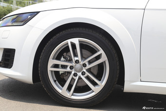 2017款奥迪TT Coupe 2.0T自动45TFSI quattro