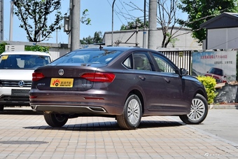 2018款朗逸1.5L自动舒适版