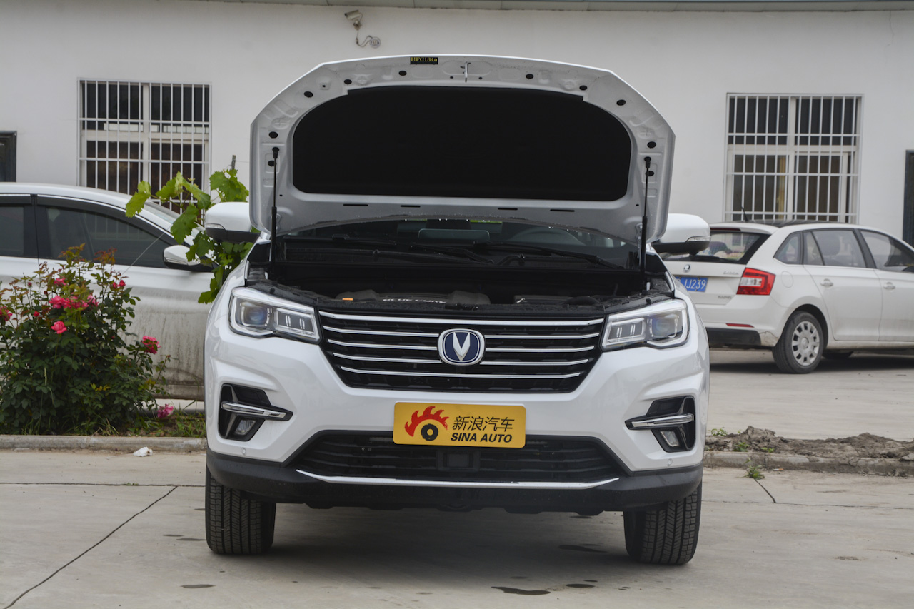 2018款长安CS75 1.5T自动雅智型国V图片