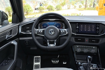 2018款一汽大众 探岳 2.0T  R-LINE