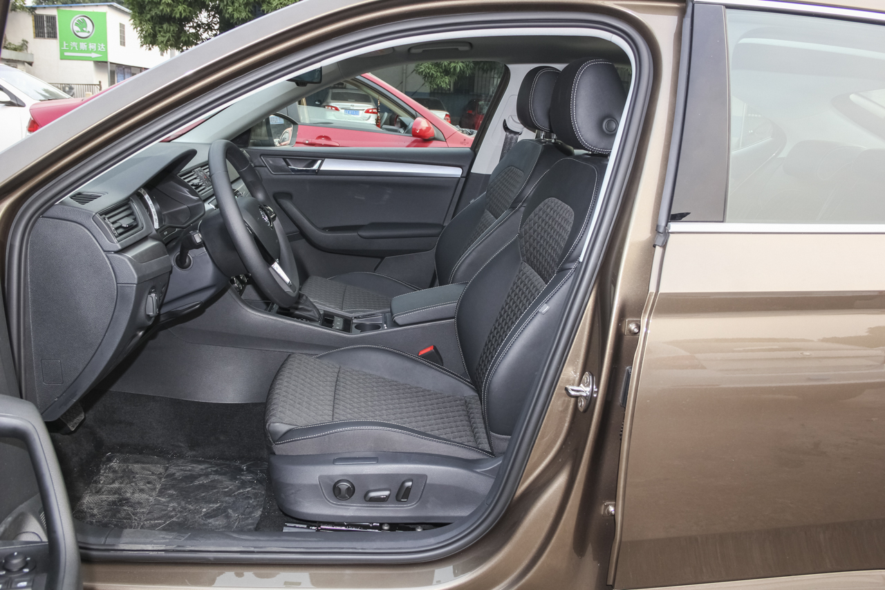 2018款速派1.8T自动TSI330 DSG舒适版