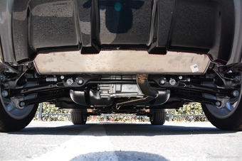 2017款揽胜极光 2.0T自动敞篷版