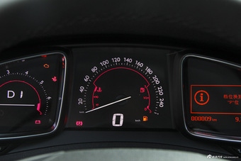 2018款DS 5LS 1.6T自动30THP时尚型