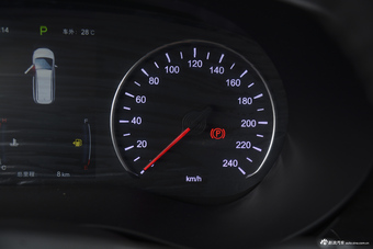 2018款比亚迪宋MAX 1.5T自动智联精英型6座