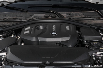 2017款宝马3系GT 2.0L自动320i M运动型