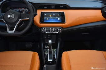 2018款日产劲客1.5L自动智联尊享版