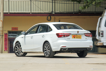 2018款荣威i6 1.5T自动旗舰版20T