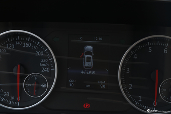 2017款野马T80 1.5T 手动炫动版