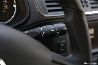 2017款雪铁龙C3-XR 1.6L自动先锋型