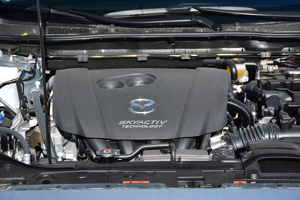 2018款阿特兹2.0L自动蓝天豪华版