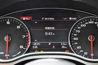 2017款奥迪A7 2.0T自动40TFSI quattro技术型