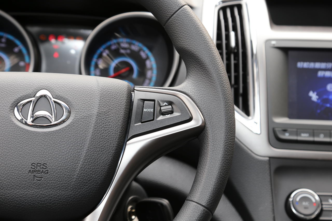 2017款长安睿行S50  1.5L手动次顶配