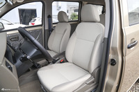 2012款五菱荣光1.5L加长标准型