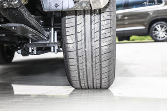 2015款瑞风M3 1.6L手动豪华型