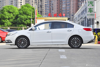 2017款众泰Z560 1.5T自动CVT尊贵型