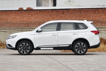 2019款欧蓝德 2.4L自动致享版 